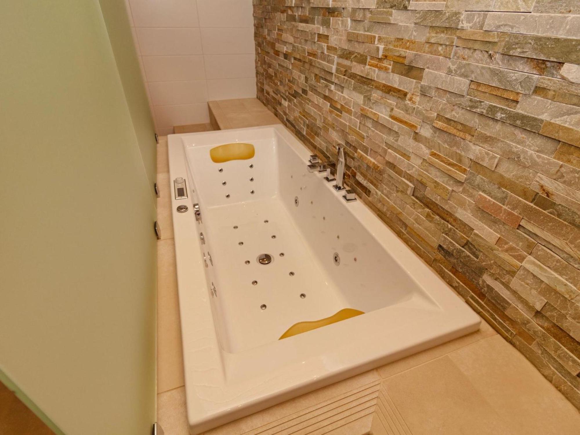 Holiday Home Holy Lake Chalet A By Interhome คูซาโม ภายนอก รูปภาพ